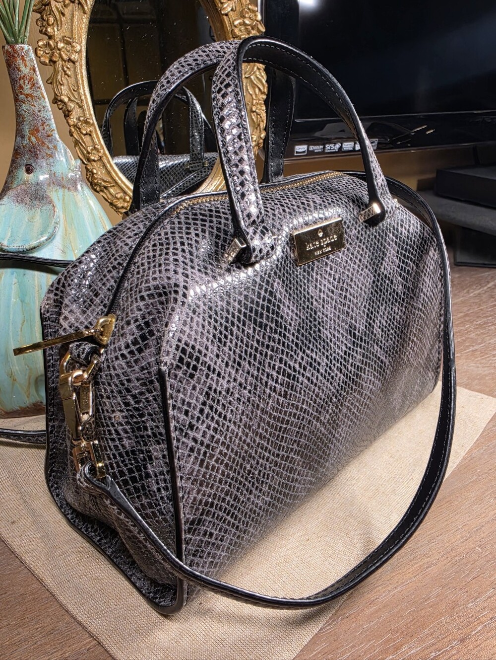 kate spade Gray Python-Embossed Leather Crossbody Satchel NWOT (Retail $398) - Picture 4 of 15